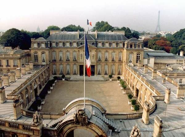Le Palais de l'Elysée ...